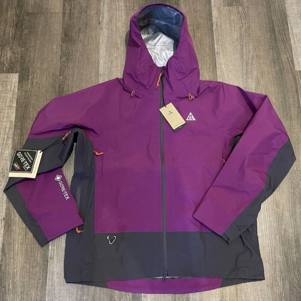Nike ACG “Misery Ridge” Storm-Fit ADV GORE-TEX Jacket (FV8641-505) Size L Adult